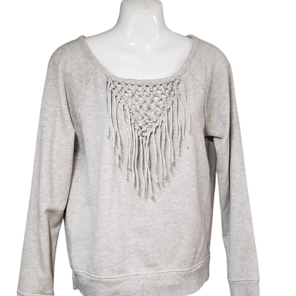 American Eagle Women's Gray Fringe Crochet Top Size Medium - Picture 1 of 11